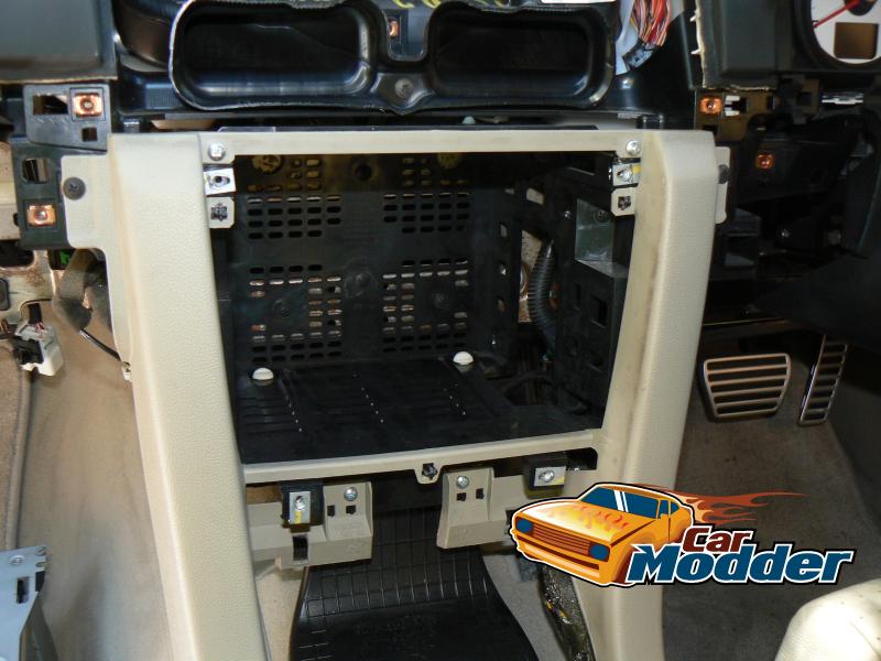 Fitting Holden IQ Series I