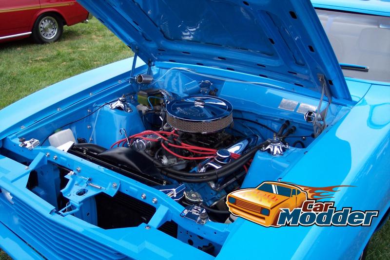 Ford XC Falcon Sedan