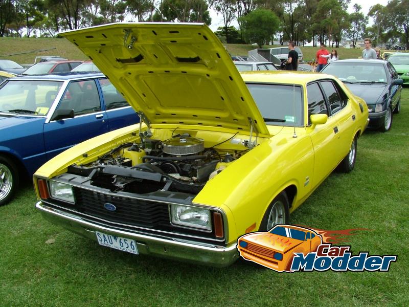 Ford XC Falcon Sedan