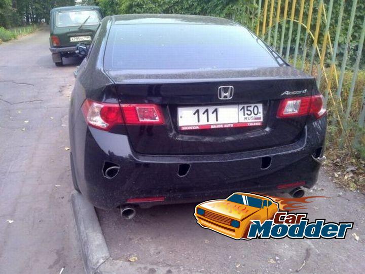 Stealing Honda Parking Sensors, Russian Style