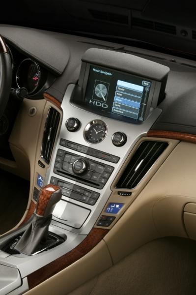 Cadillac CTS Sedan 2011