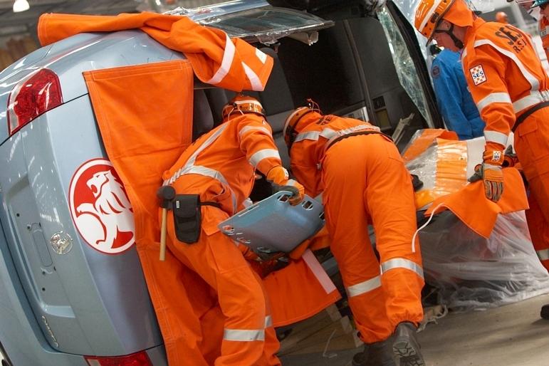 Holden VE Crash Testing