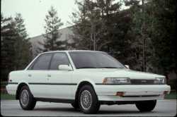 1989 Toyota Camry LE