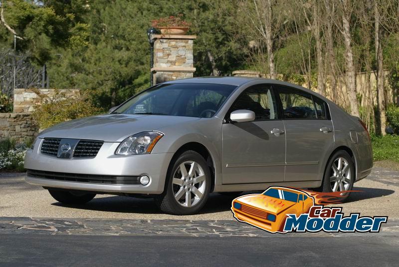 2004 Nissan Maxima Images