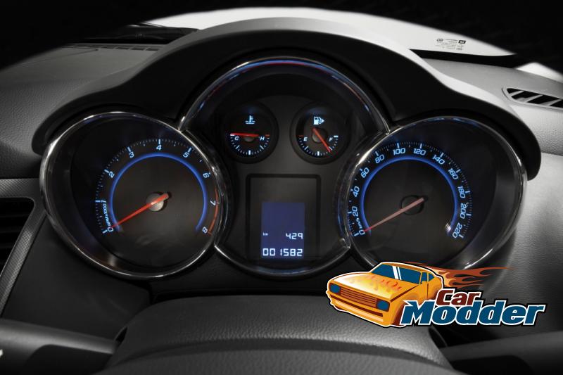 Cruze CDX Interior