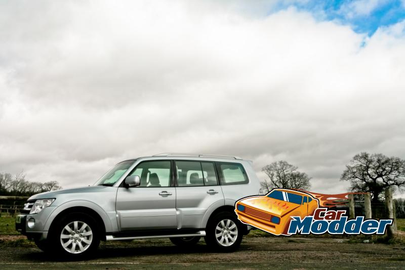 2011 Mitsubishi Pajero / Shogun / Montero Exterior