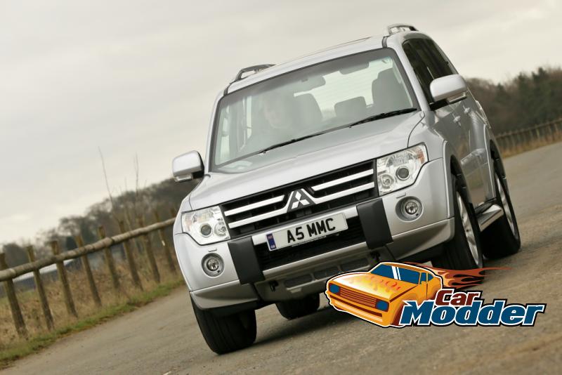 2011 Mitsubishi Pajero / Shogun / Montero Exterior