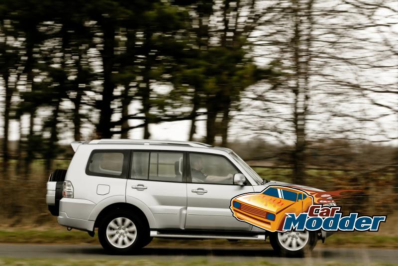 2011 Mitsubishi Pajero / Shogun / Montero Exterior