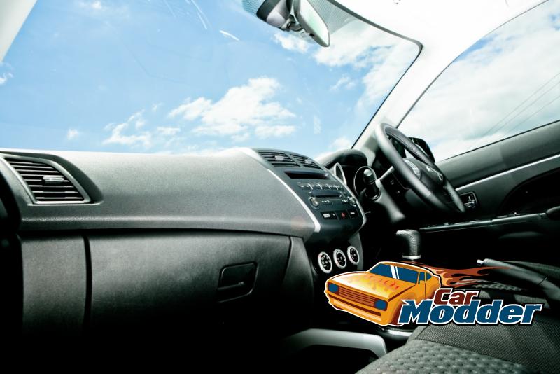 2010 Mitsubishi ASX Interior