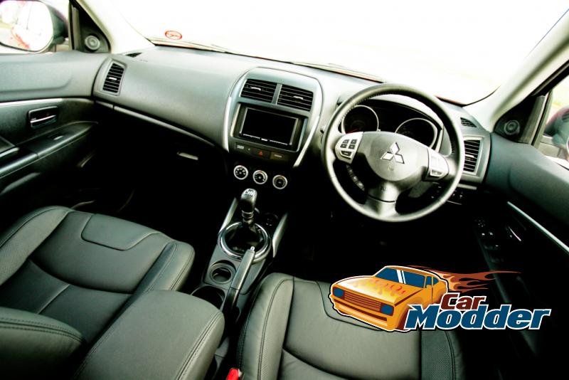 2010 Mitsubishi ASX Interior