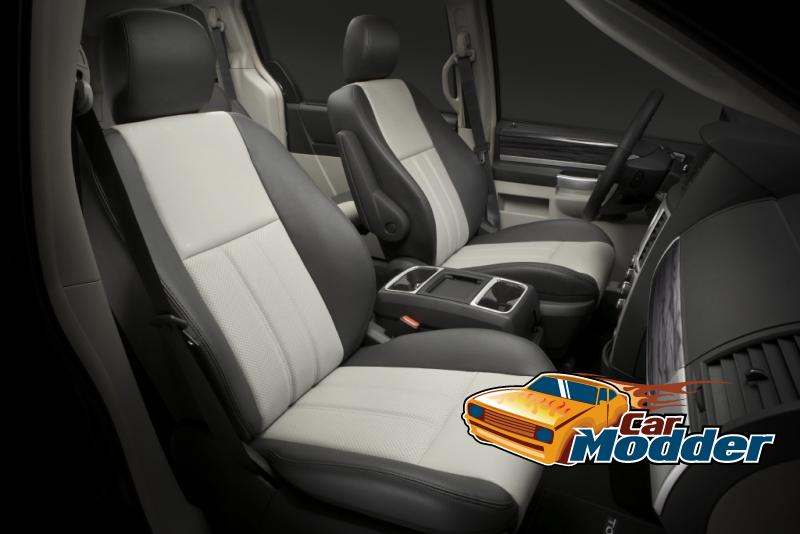 2010 Chrysler Town and Country