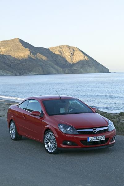 Opel Astra HC TwinTop (2006)