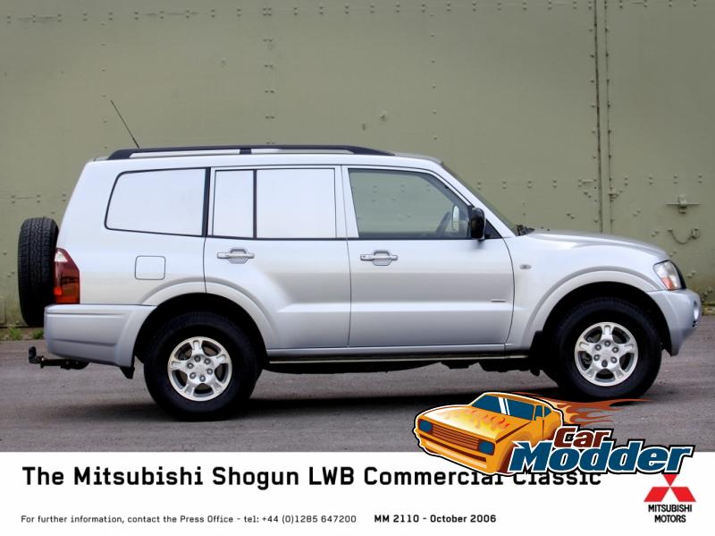 2005 Mitsubishi Pajero / Shogun / Montero SWB Commercial