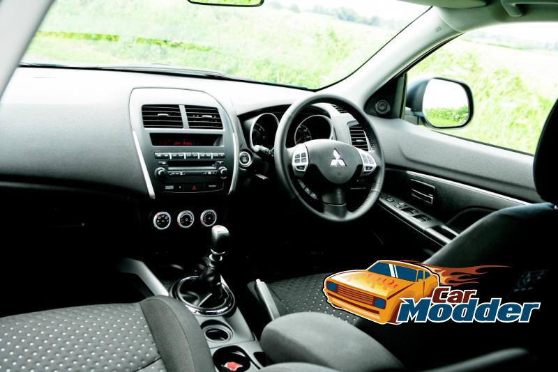 2010 Mitsubishi ASX Interior