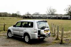 2011 Mitsubishi Pajero / Shogun / Montero Exterior