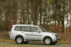 2011 Mitsubishi Pajero / Shogun / Montero Exterior