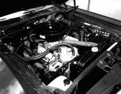 1971 Dodge Challenger Engine